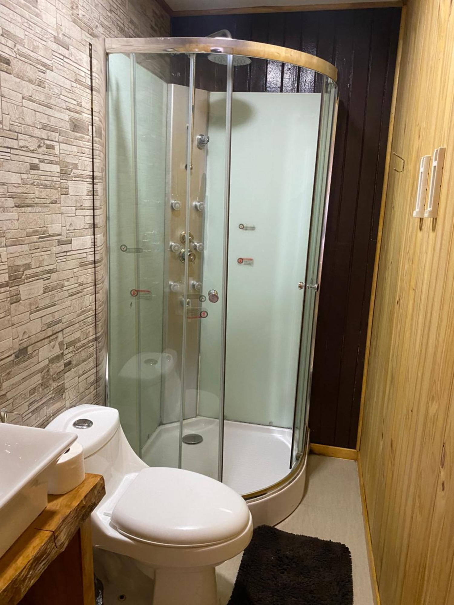 Hostal Plaza Chiloe Castro Dış mekan fotoğraf