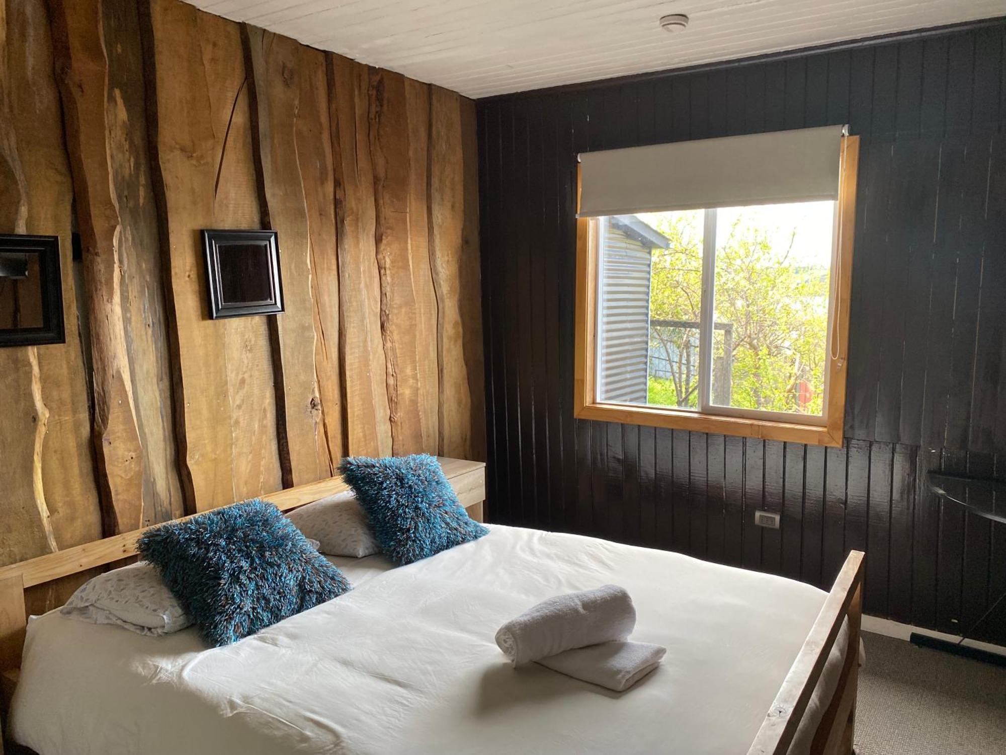 Hostal Plaza Chiloe Castro Dış mekan fotoğraf