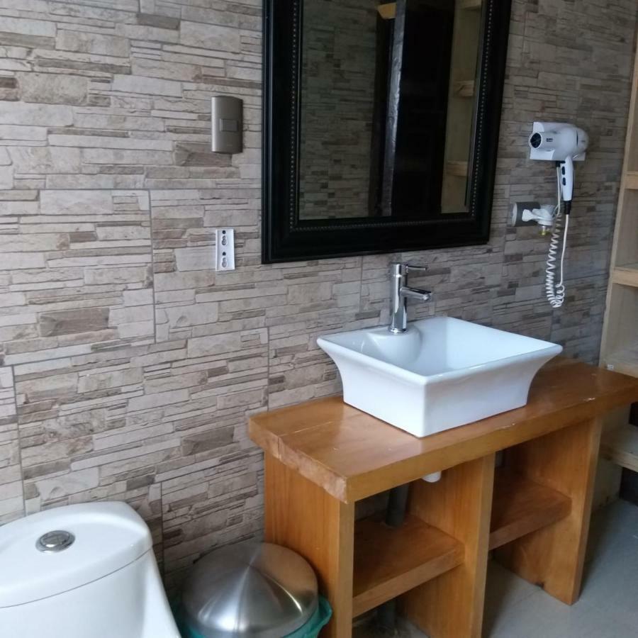 Hostal Plaza Chiloe Castro Dış mekan fotoğraf