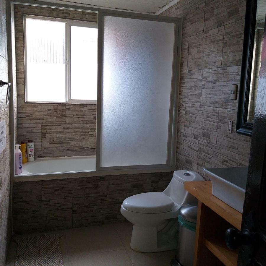 Hostal Plaza Chiloe Castro Dış mekan fotoğraf